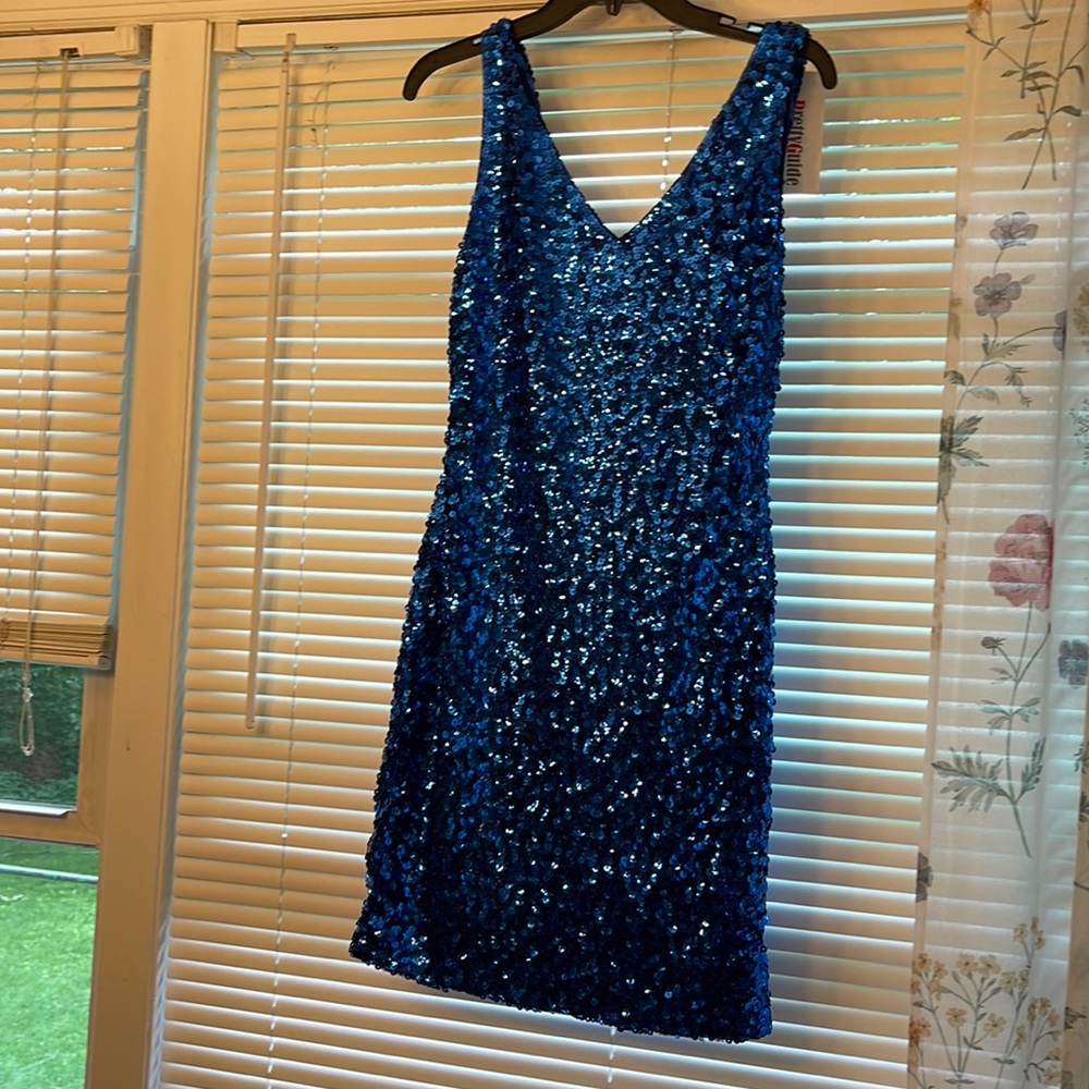 Sequin v-neck dress